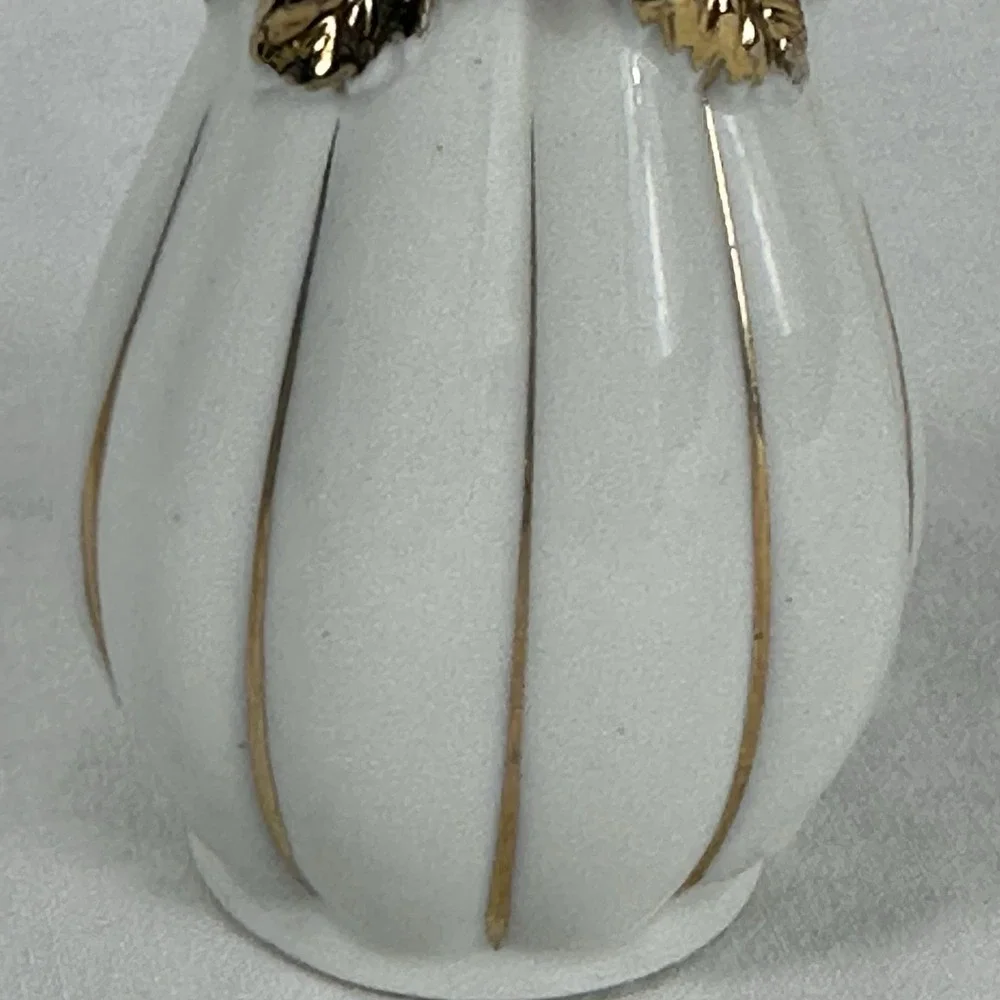 Vintage Pair Miniature Porcelain Bud Vases Pink Applied Roses Gold Trim 5